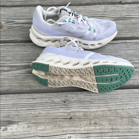 On Running Women's White and Mint Athletic Shoes - Picture 3 of 3